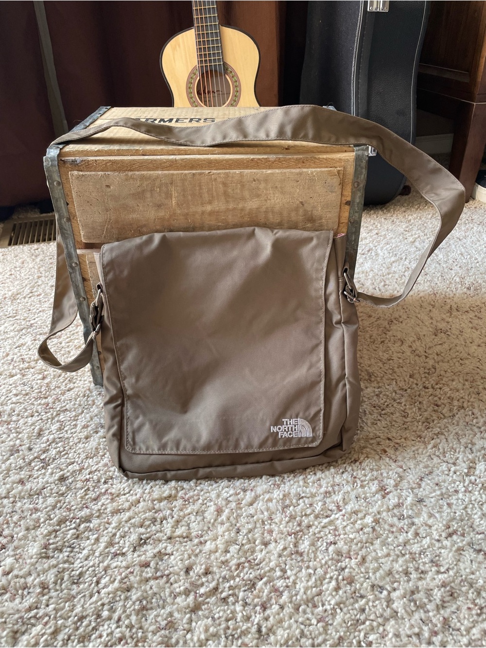 THE NORTH FACE Tan/Brown Crossbody Messenger Bag
